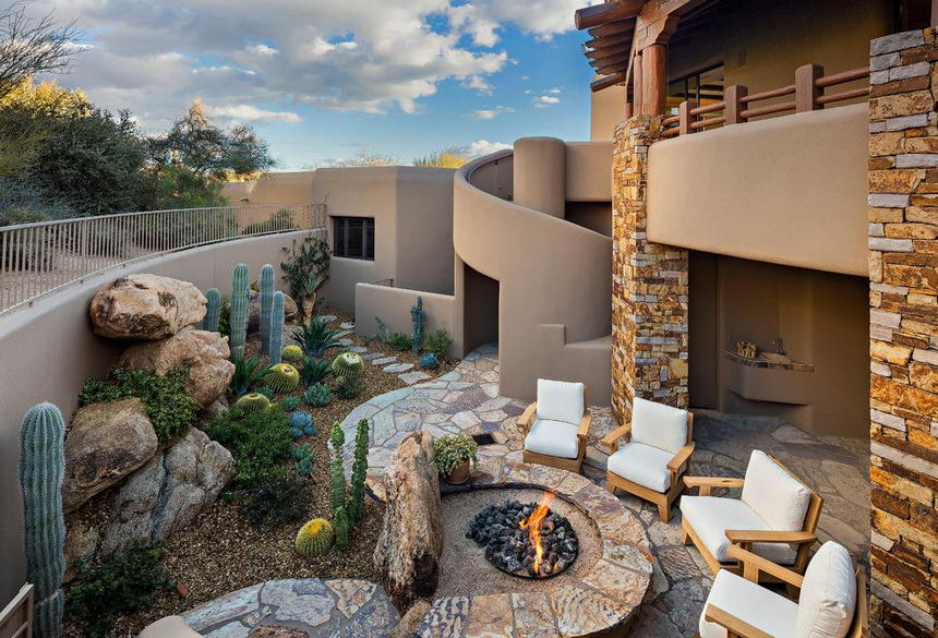 outdoor living spaces with fireplace (18)