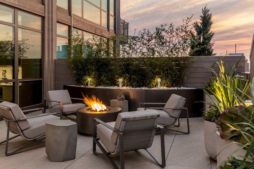 outdoor living spaces with fireplace (29)