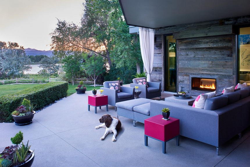 outdoor living spaces with fireplace (59)